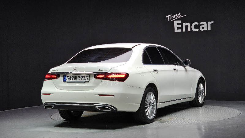 car Mercedes Benz E Class id67122 photo #2