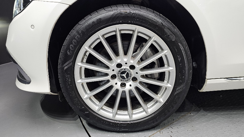 car Mercedes Benz E Class id67122 photo #5