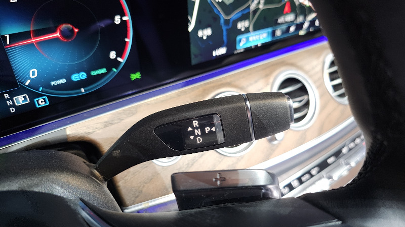 car Mercedes Benz E Class id67122 photo #9