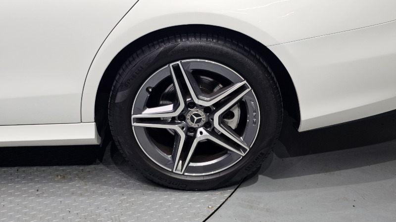 car Mercedes Benz E Class id67123 photo #21