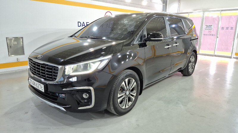 car KIA Carnival id67156 photo #2