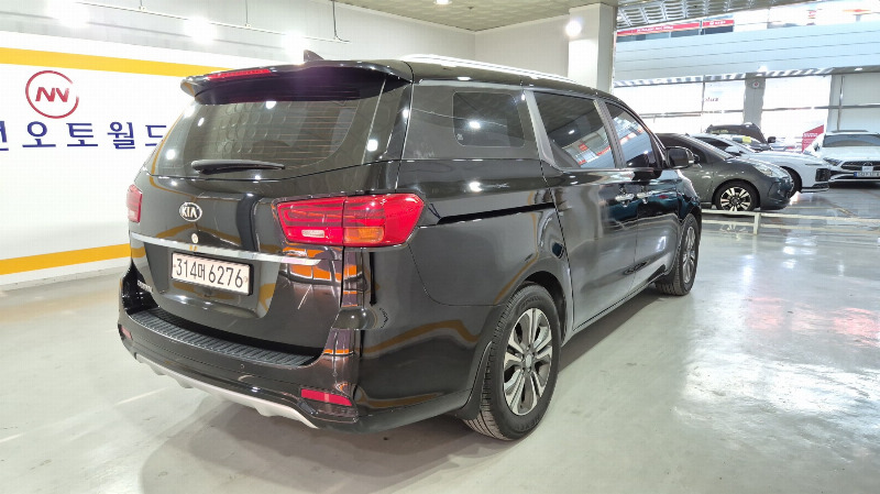 car KIA Carnival id67156 photo #5