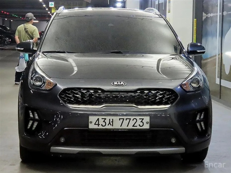 car KIA Niro id67196 photo #2
