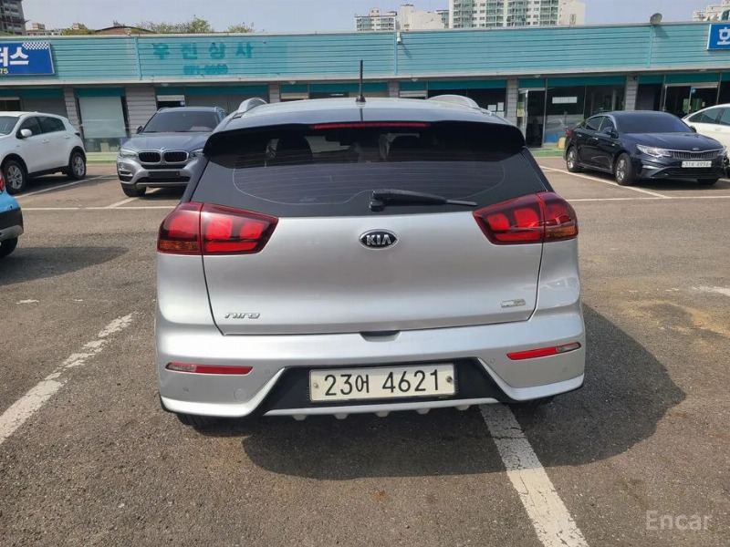 car KIA Niro id67221 photo #4