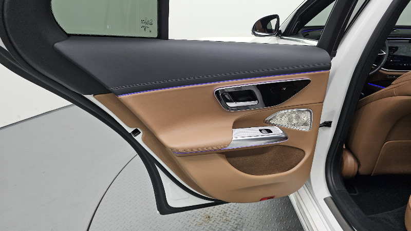 car Mercedes Benz E Class id67229 photo #25