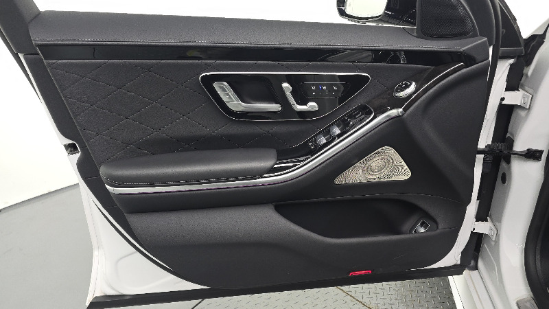 car Mercedes Benz S Class id67237 photo #24