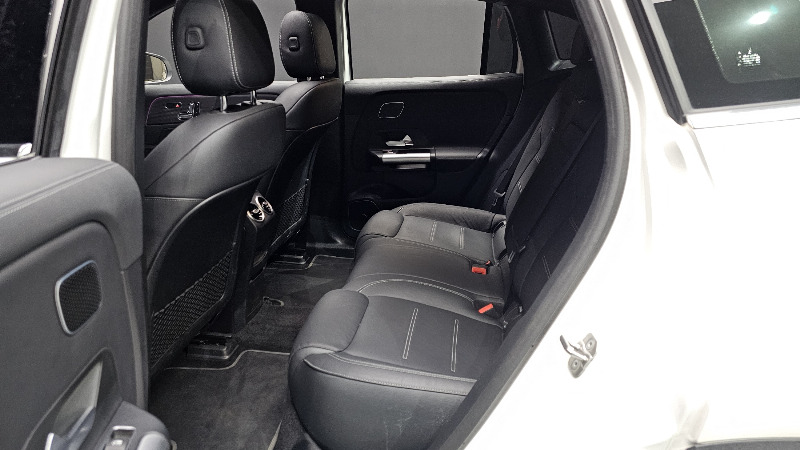 car Mercedes Benz EQA id67241 photo #26