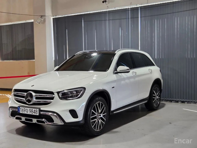 car Mercedes Benz GLC id67257 main photo