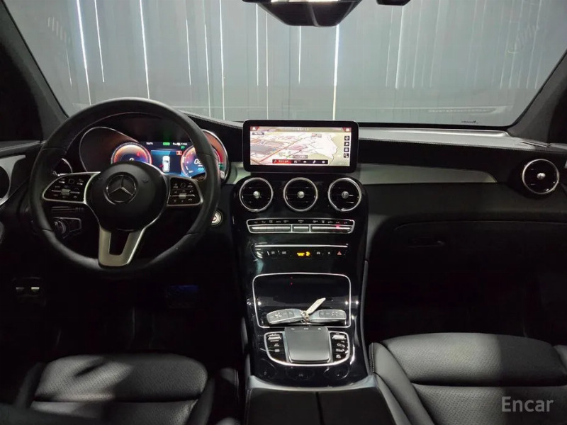 car Mercedes Benz GLC id67257 photo #19