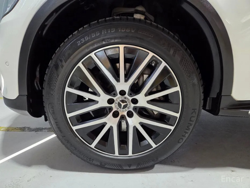 car Mercedes Benz GLC id67257 photo #5