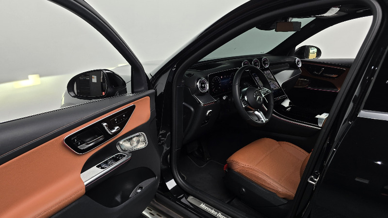 car Mercedes Benz GLC id67280 photo #10