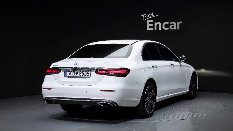 car Mercedes Benz E Class id67282 photo #2