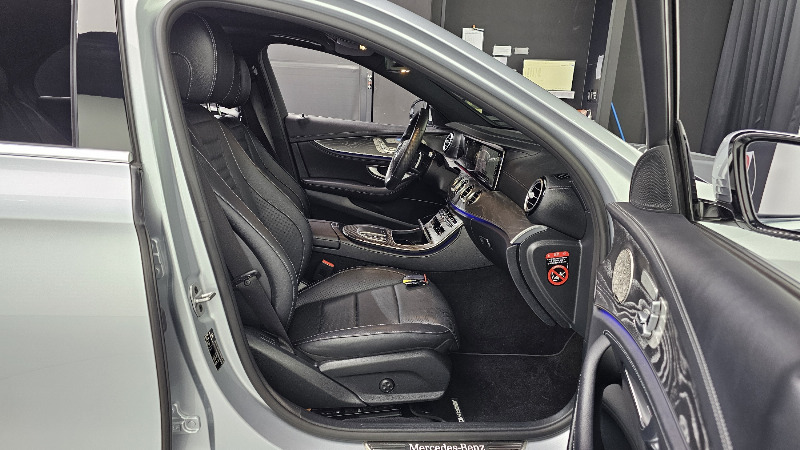 car Mercedes Benz E Class id67285 photo #12