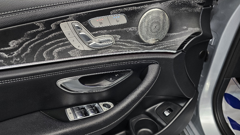 car Mercedes Benz E Class id67285 photo #24