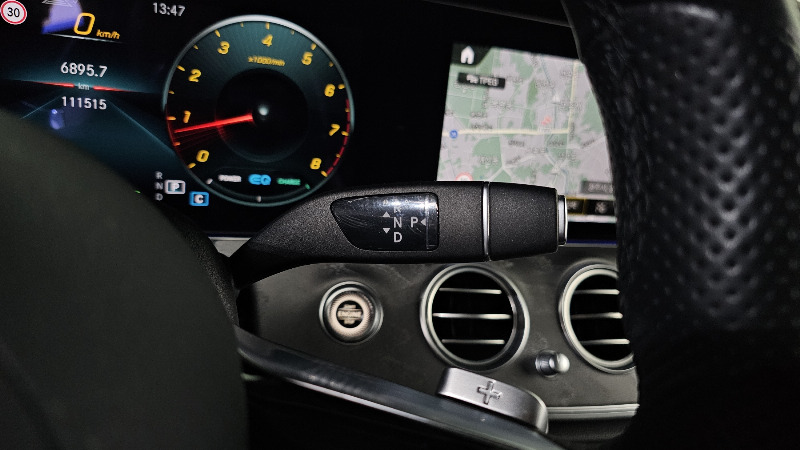 car Mercedes Benz E Class id67285 photo #9