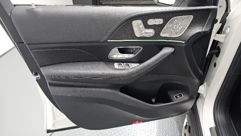 car Mercedes Benz GLE id67295 photo #24