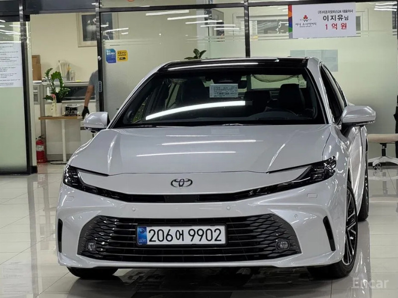 car Toyota Camry id67331 main photo