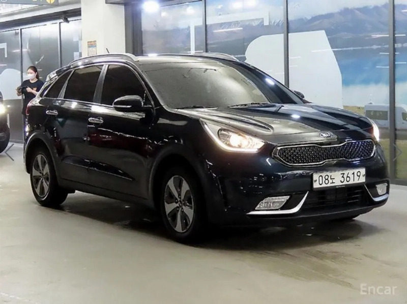 car KIA Niro id67341 main photo