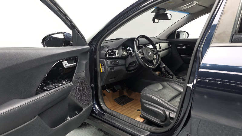 car KIA Niro id67361 photo #10