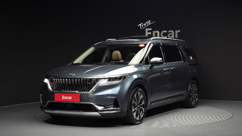 car KIA Carnival id67378 main photo
