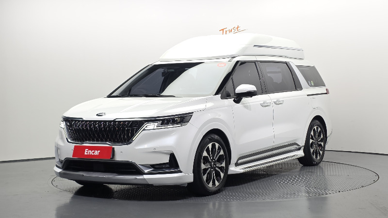 car KIA Carnival id67405 main photo