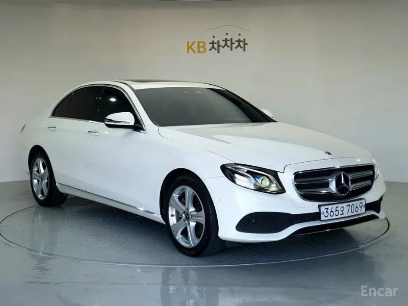 car Mercedes Benz E Class id67433 photo #4
