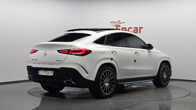 car Mercedes Benz GLE id67454 photo #2