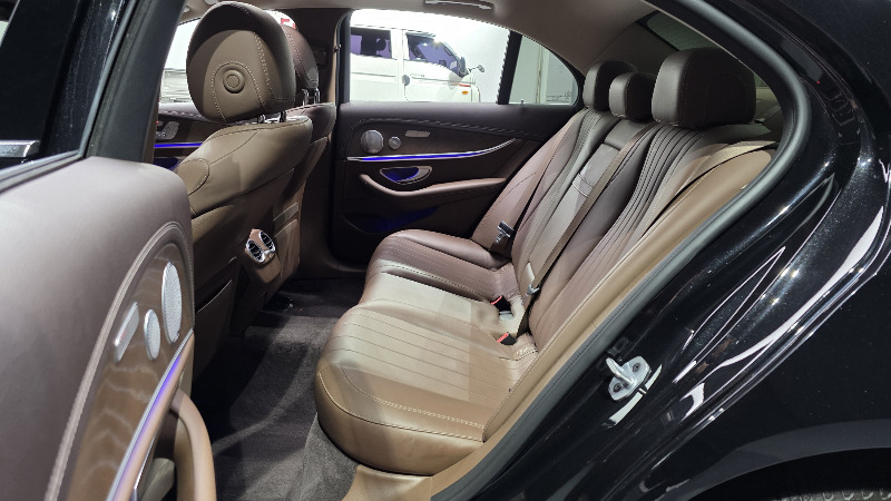 car Mercedes Benz E Class id67455 photo #11