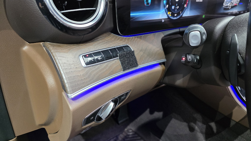 car Mercedes Benz E Class id67455 photo #12