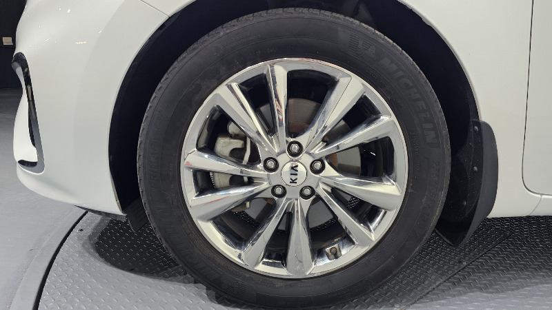 car KIA Carnival id67472 photo #5