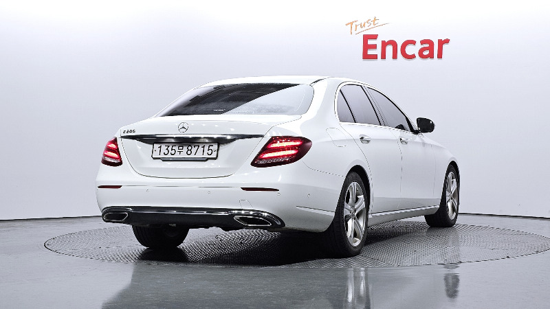 car Mercedes Benz E Class id67502 photo #2