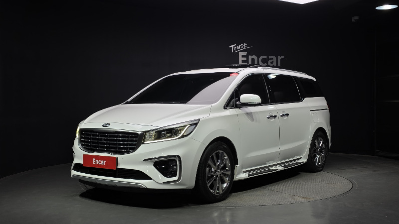 car KIA Carnival id67576 main photo