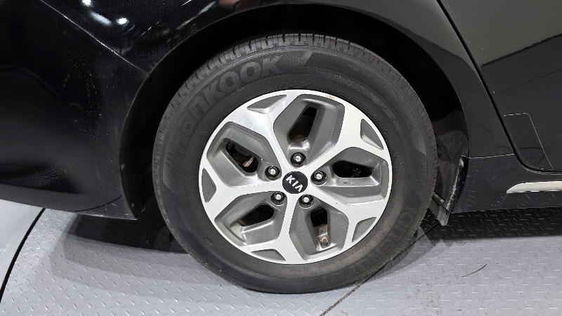 car KIA K5 id67612 photo #5