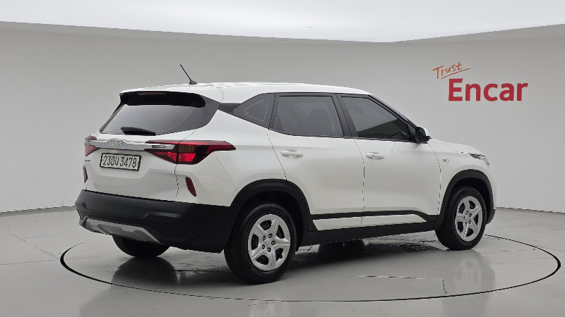 car KIA Seltos id67646 photo #2