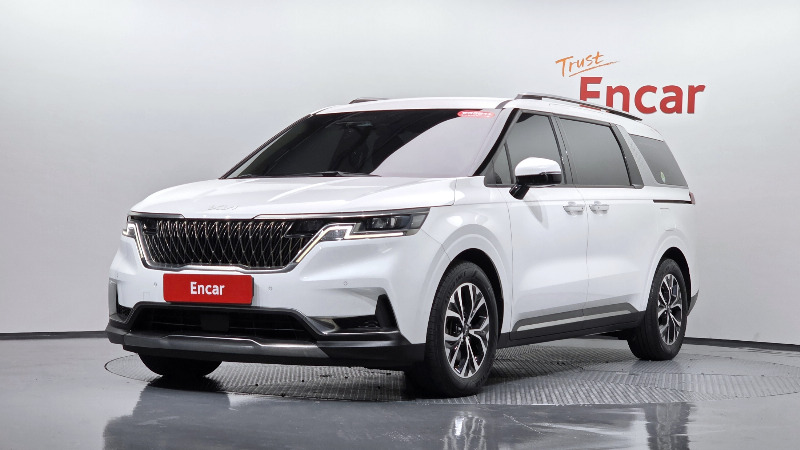 car KIA Carnival id67655 main photo