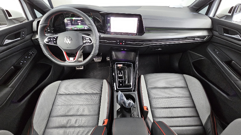 car Volkswagen Golf id67665 photo #7