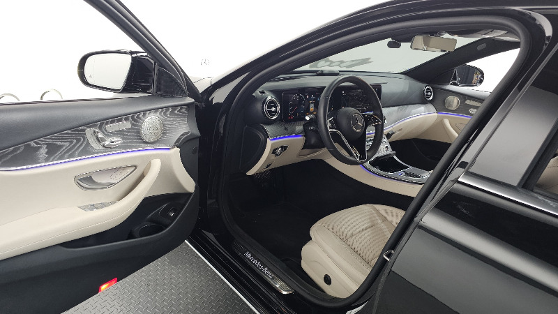 car Mercedes Benz E Class id67672 photo #10