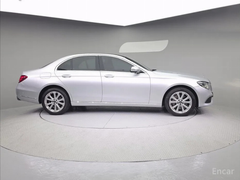 car Mercedes Benz E Class id67677 photo #6
