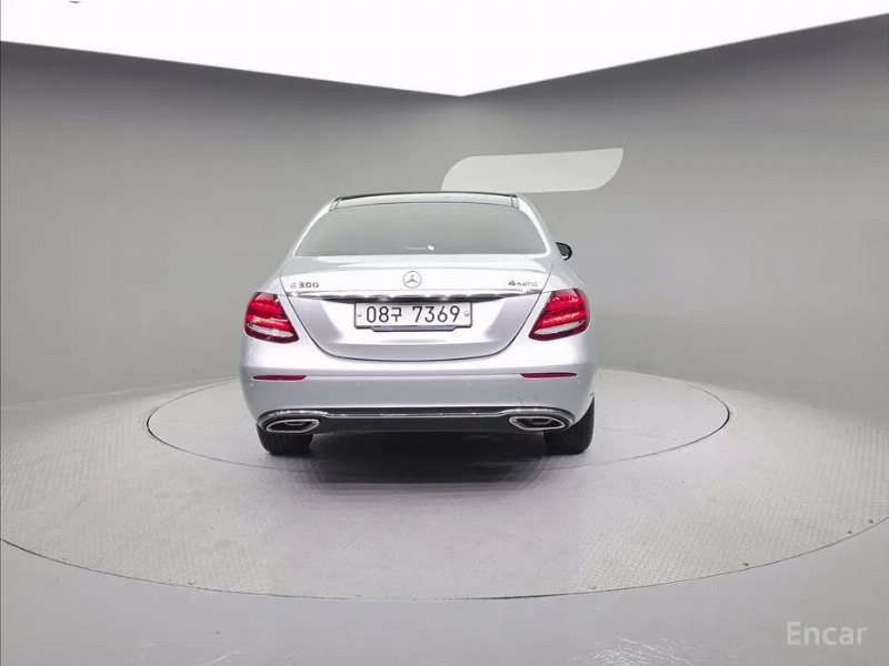 car Mercedes Benz E Class id67677 photo #8