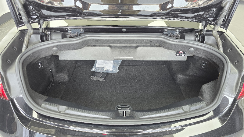 car Mercedes Benz E Class id67680 photo #20