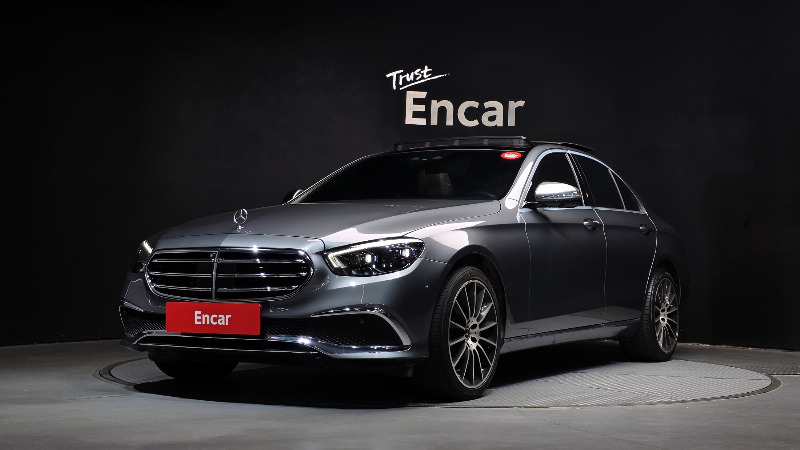 car Mercedes Benz E Class id67682 main photo