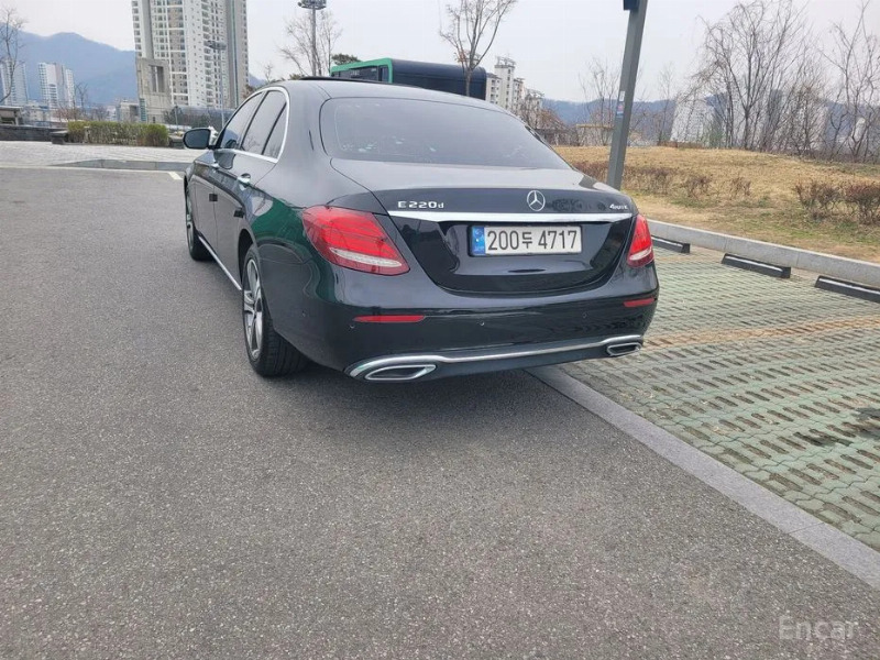 car Mercedes Benz E Class id67686 photo #5