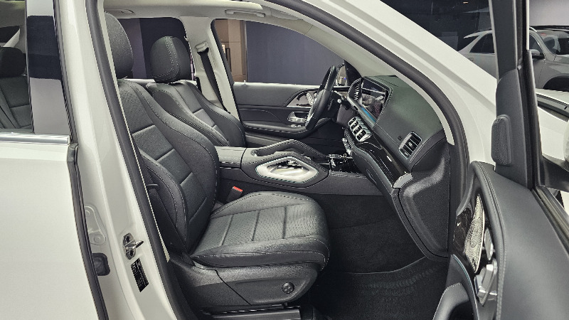 car Mercedes Benz GLE id67687 photo #12