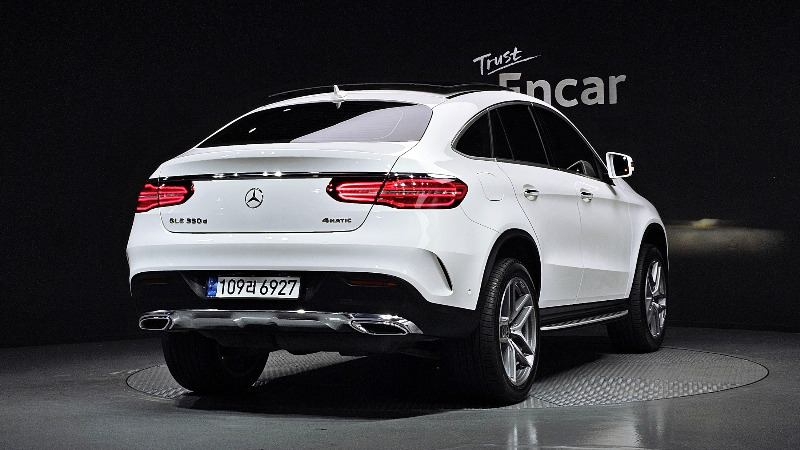 car Mercedes Benz GLE id67691 photo #2