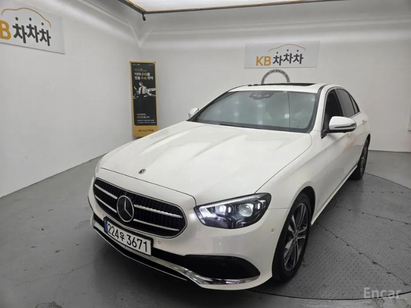 car Mercedes Benz E Class id67699 main photo