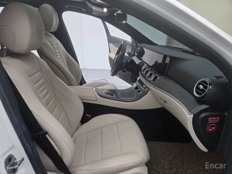 car Mercedes Benz E Class id67699 photo #11