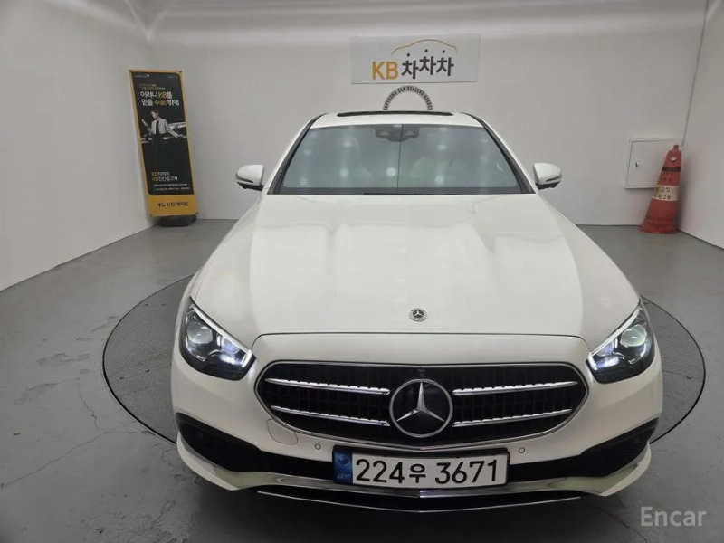 car Mercedes Benz E Class id67699 photo #3