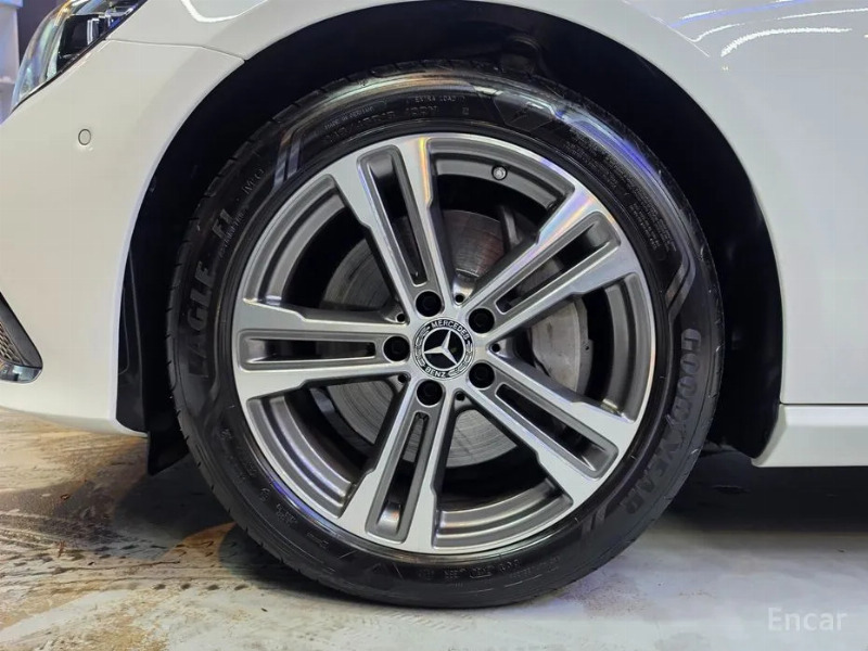 car Mercedes Benz E Class id67703 photo #7