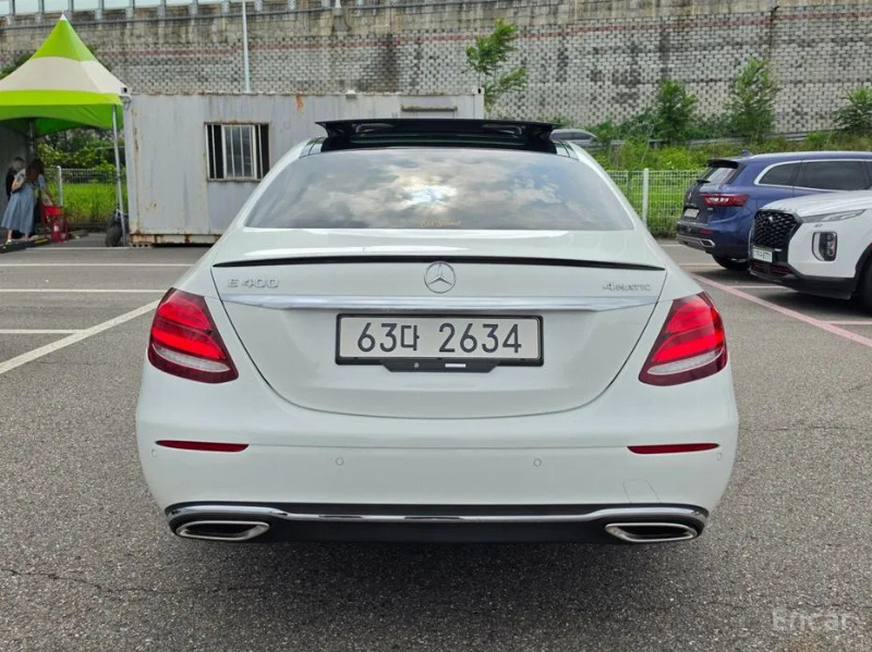 car Mercedes Benz E Class id67704 photo #2