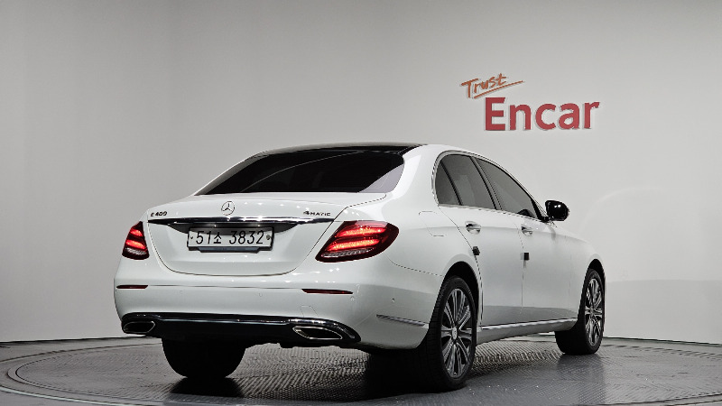 car Mercedes Benz E Class id67721 photo #2